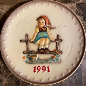 Hummel Decorative Plate with Red and Blue Accents